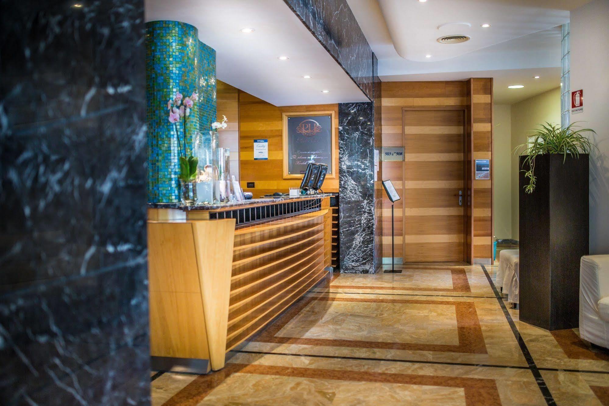 Park Hotel Ліньяно-Сабб'ядоро Екстер'єр фото